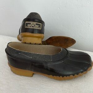 Vintage LL Bean duck shoes. Made in USA  SIZE 7